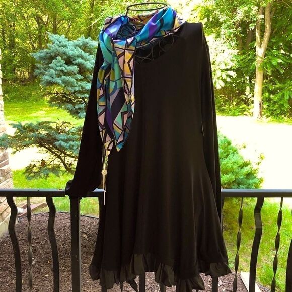 GERSHON BRAM BLACK RAW EDGE HEMLINE TUNIC M NWT - Picture 1 of 9